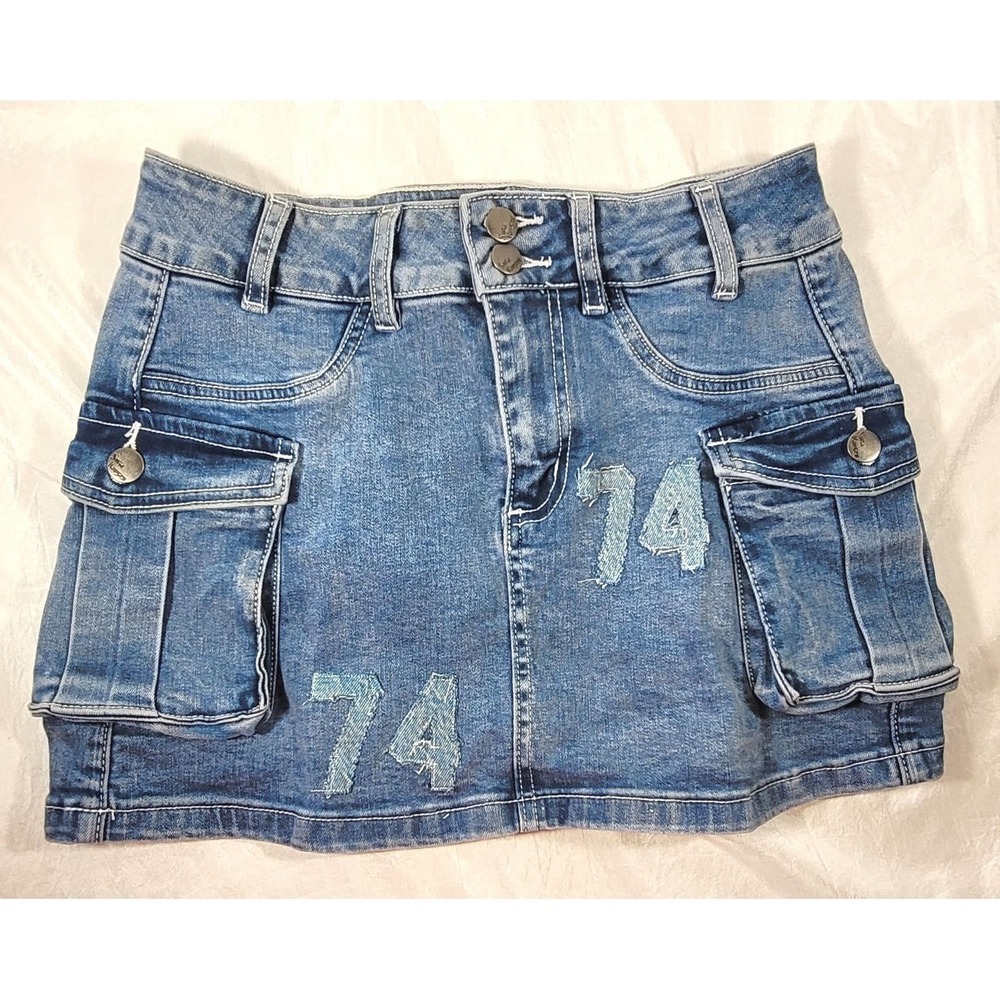 Elleven Women's Denim Jean Cargo Pockets Mini Skirt w/ '74' Patches - Small
